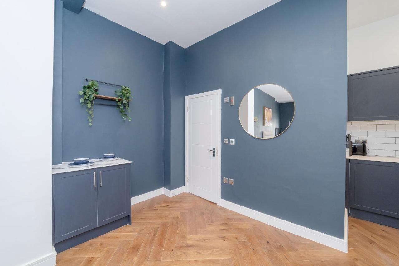 Morden Studio Flat Moments Away From Brighton Seafront Apartment Bagian luar foto