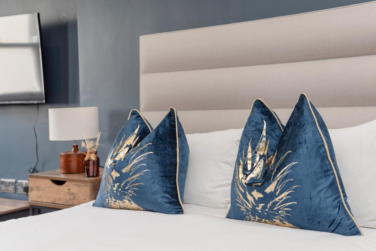 Morden Studio Flat Moments Away From Brighton Seafront Apartment Bagian luar foto